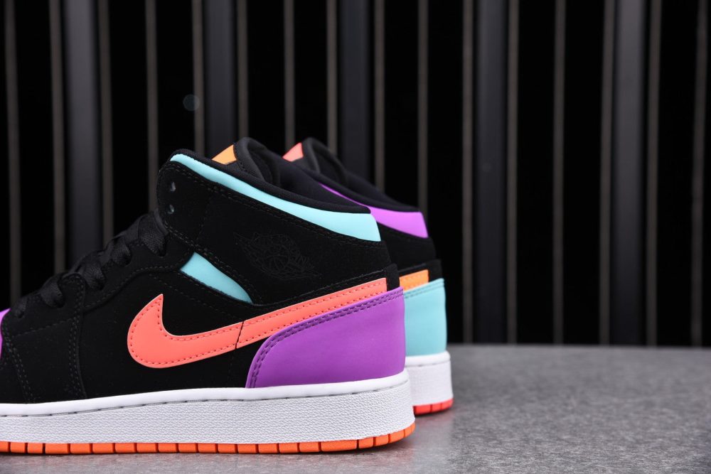 AJ1 Mid GS ‘Candy’ - Image 5