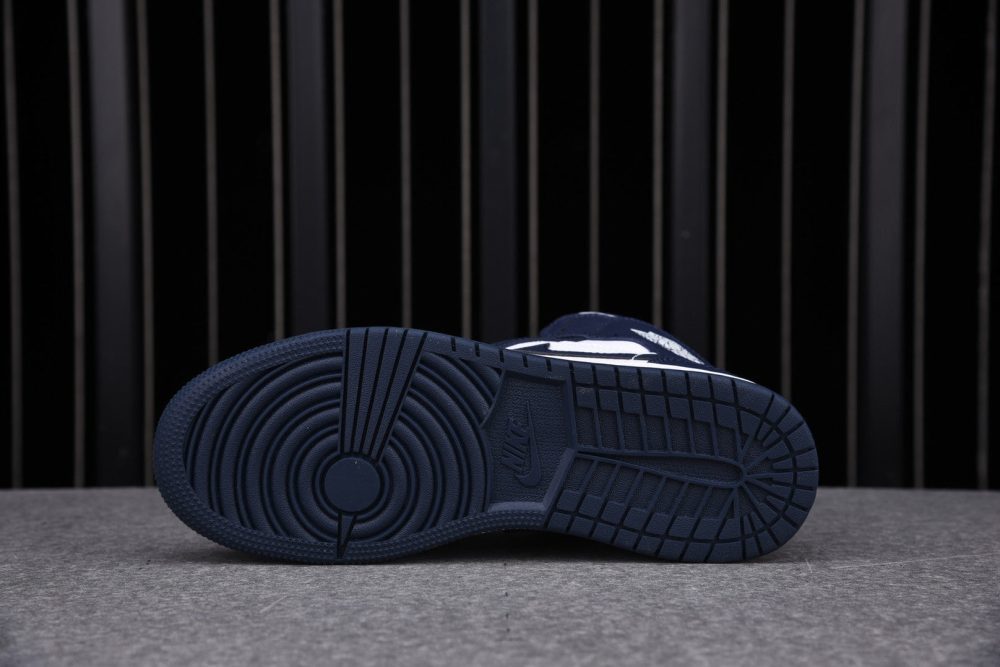 AJ1 Mid GS ‘Obsidian’ - Image 4