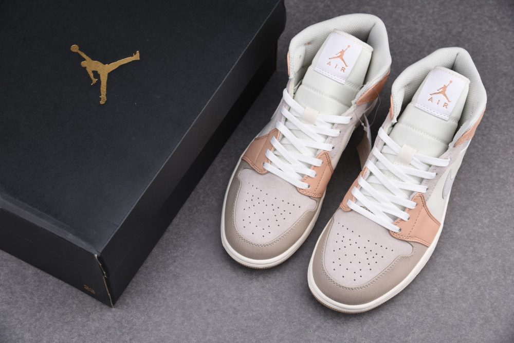 AJ1 Mid ‘Milan’ - Image 11