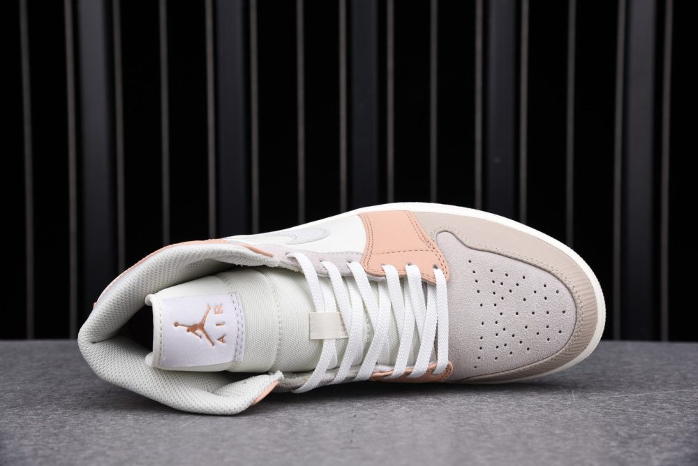 AJ1 Mid ‘Milan’ - Image 3