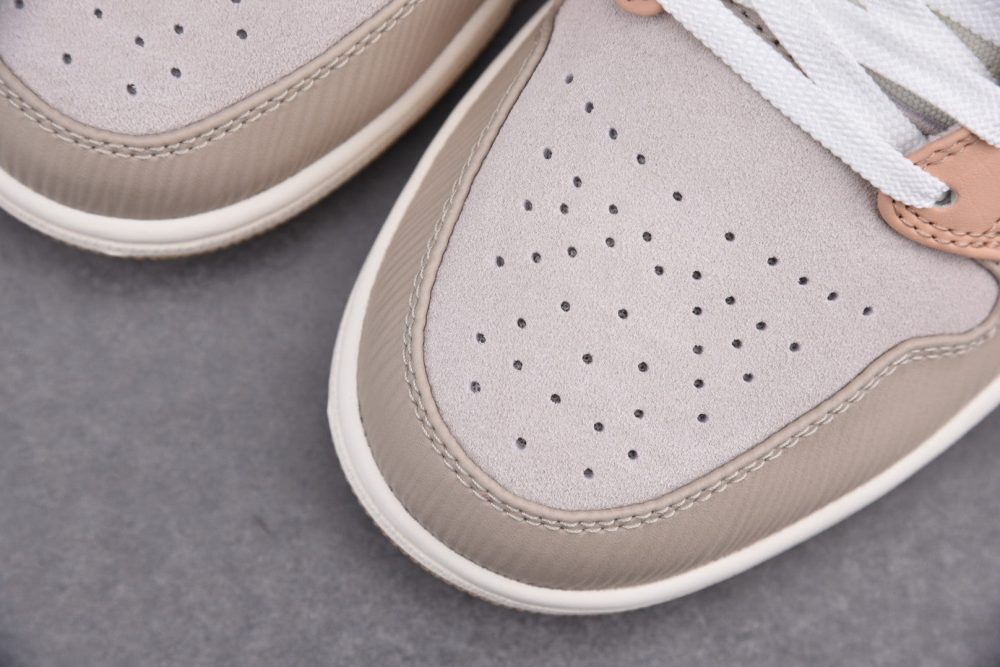 AJ1 Mid ‘Milan’ - Image 7