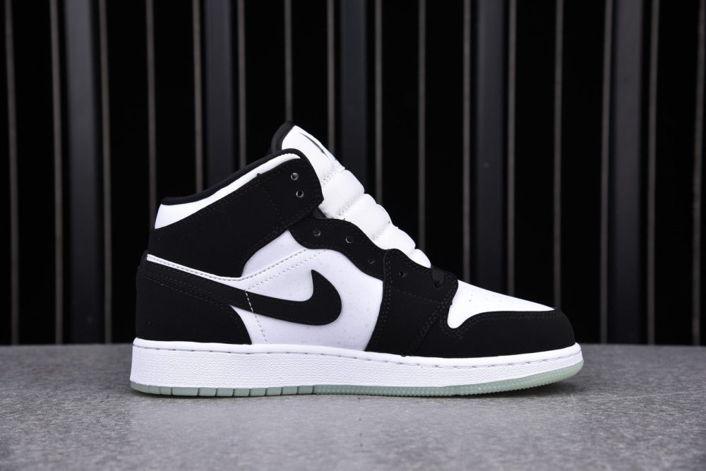 AJ1 Mid SE GS ‘Glow in the Dark Panda’ - Image 2