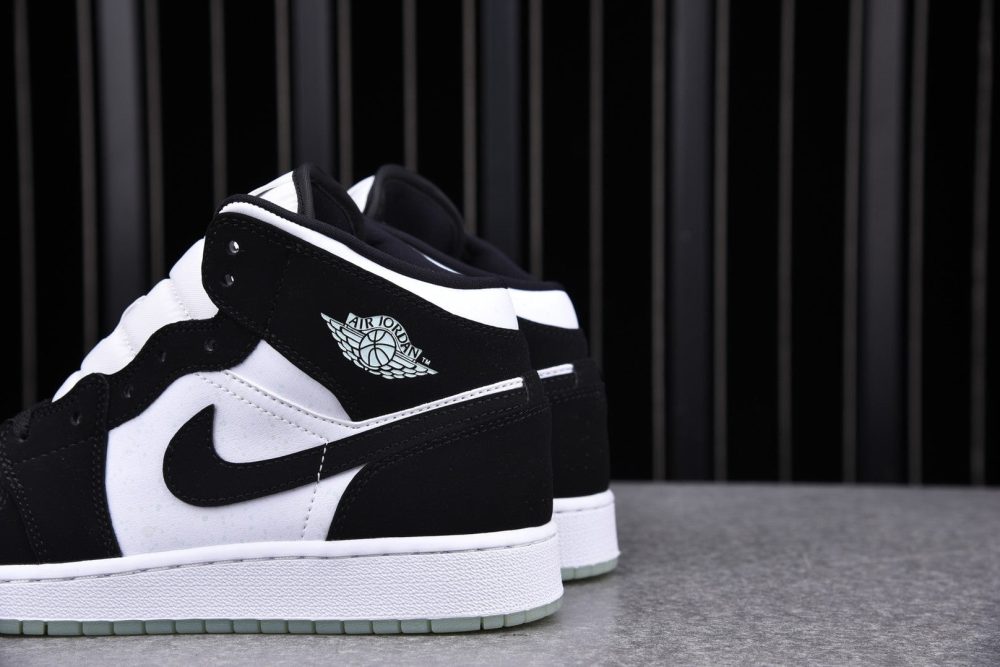 AJ1 Mid SE GS ‘Glow in the Dark Panda’ - Image 5