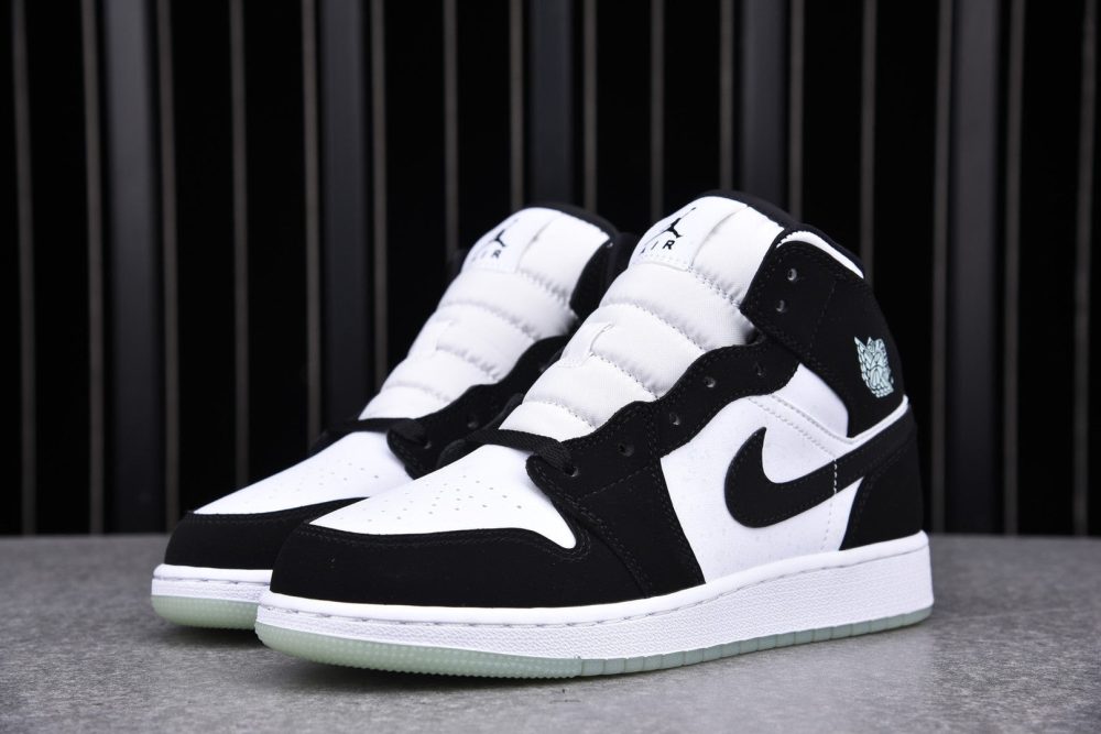AJ1 Mid SE GS ‘Glow in the Dark Panda’ - Image 9