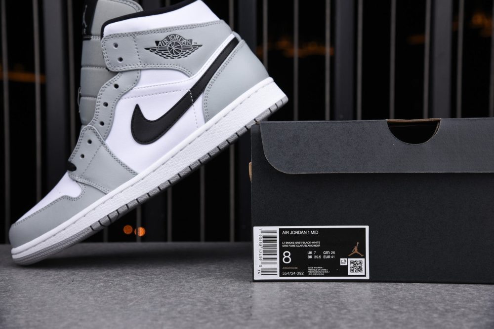 AJ1 Mid ‘Smoke Grey’ - Image 9