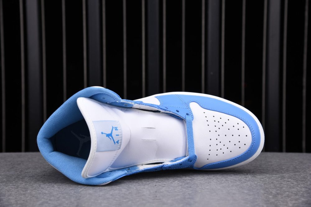 AJ1 Mid ‘UNC’ - Image 3