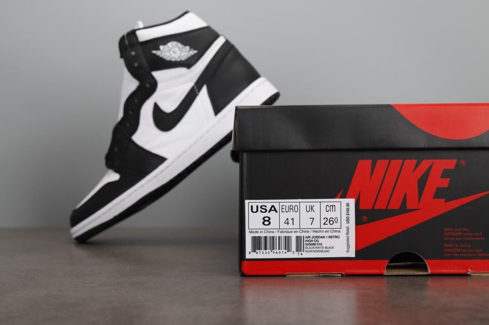 AJ1 Retro High Black White (2014) - Image 8