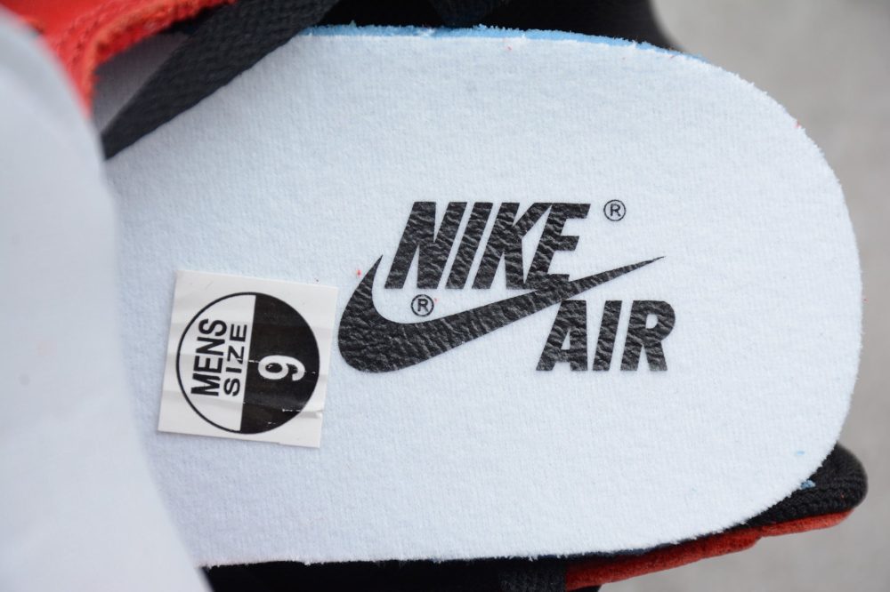 AJ1 Retro High Chicago - Image 11