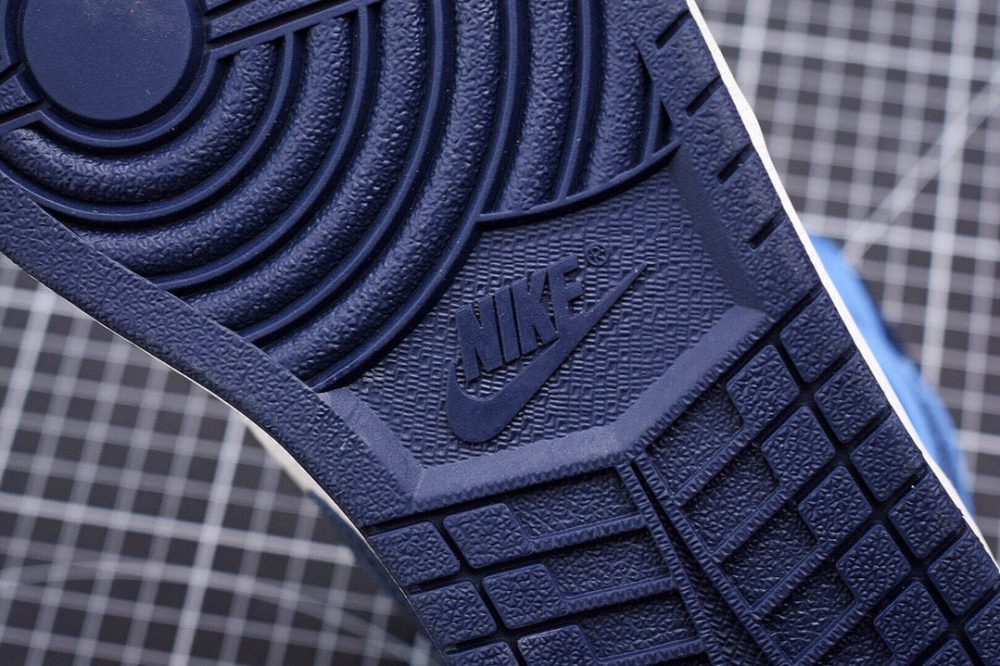 AJ1 Retro High Obsidian UNC - Image 12
