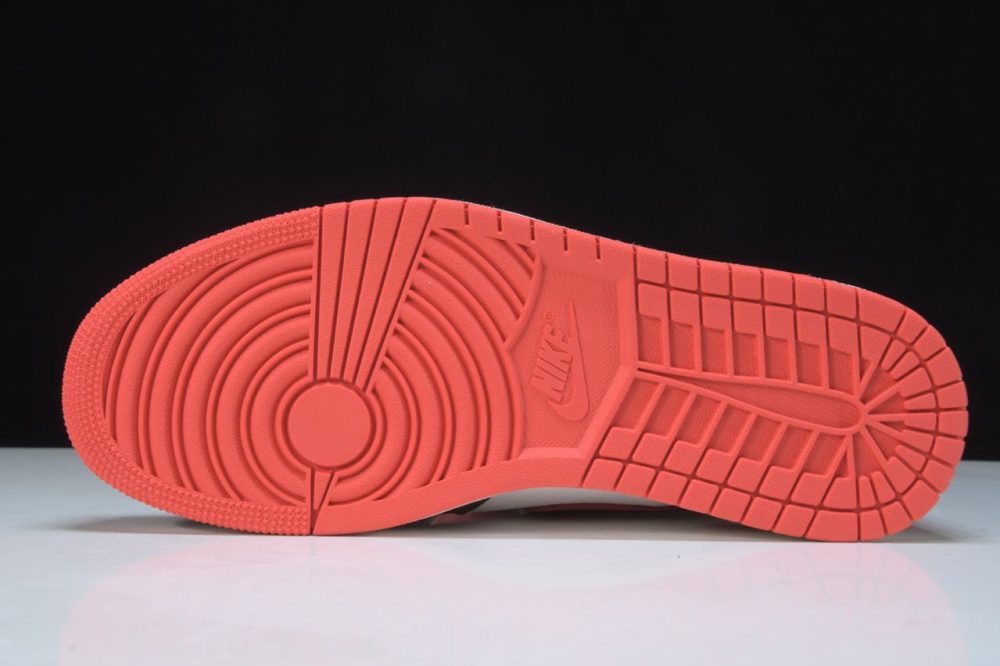 AJ1 Retro High OG 'Track Red' - Image 5