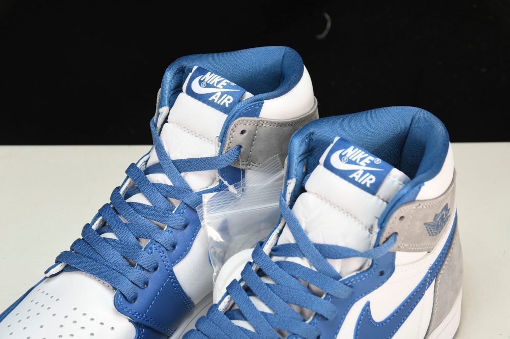 AJ1 Retro High OG 'True Blue' - Image 17