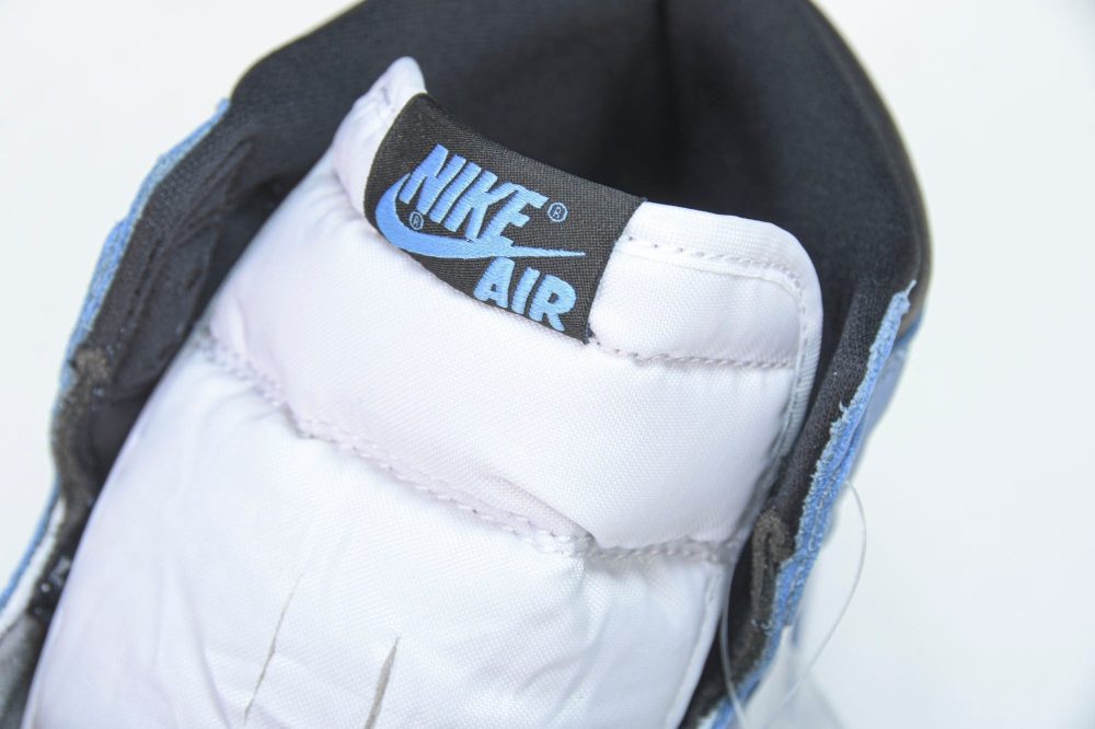 AJ1 Retro High OG University Blue - Image 10