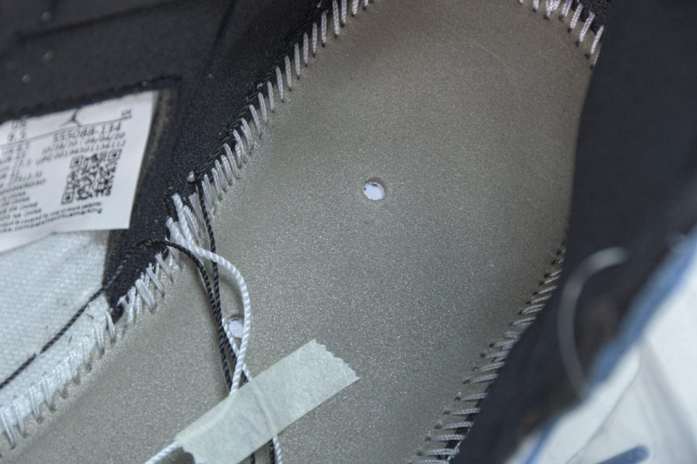 AJ1 Retro High OG University Blue - Image 13
