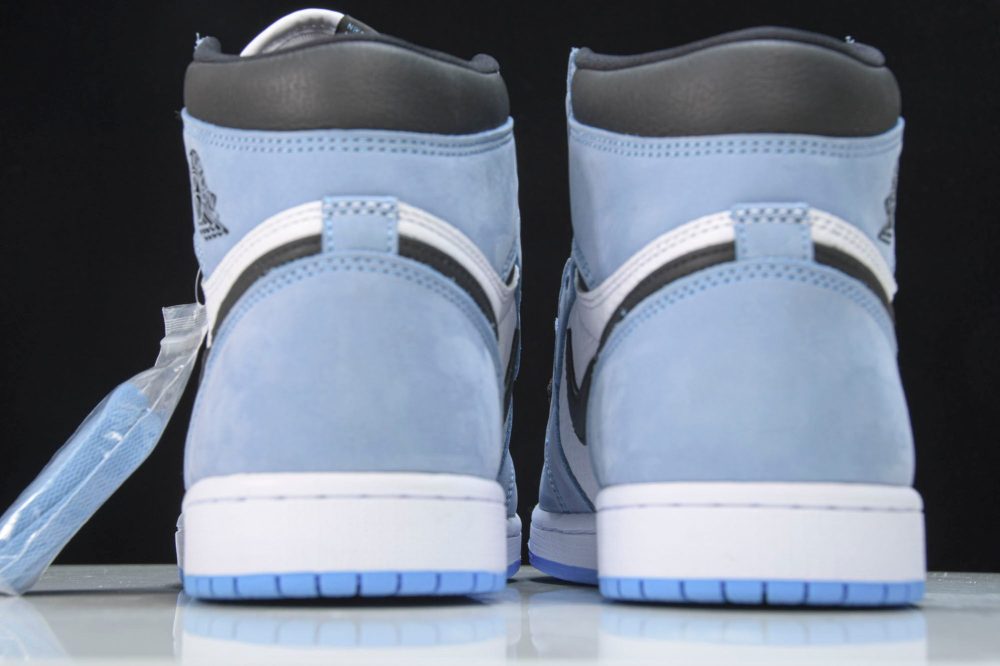 AJ1 Retro High OG University Blue - Image 7