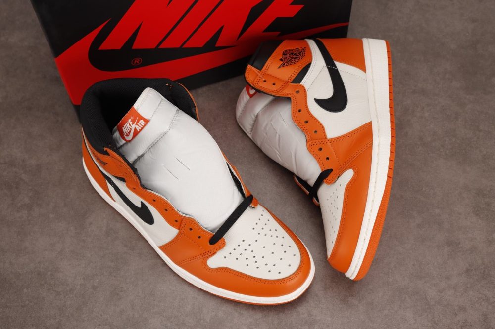 AJ1 Retro High 'Shattered Backboard' 2.0 - Image 10