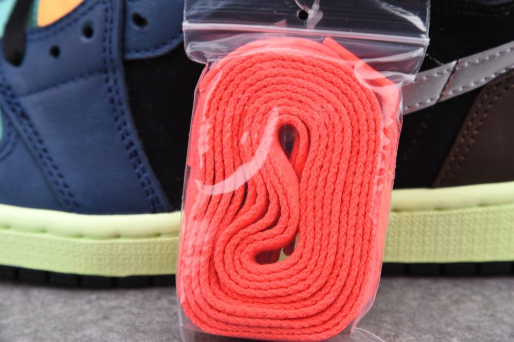 AJ1 Retro High Tokyo Bio Hack - Image 10