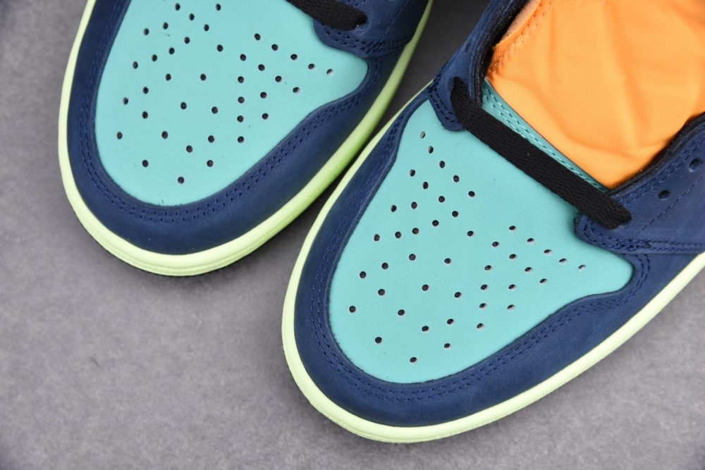 AJ1 Retro High Tokyo Bio Hack - Image 8