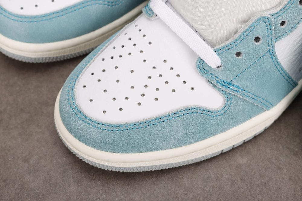 AJ1 Retro High Turbo Green - Image 11