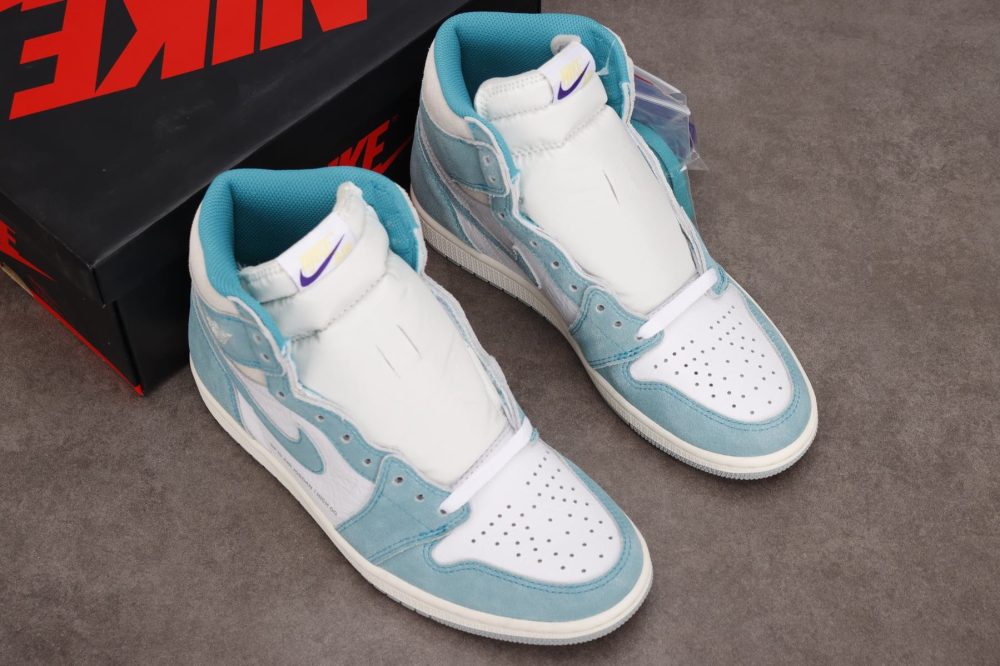 AJ1 Retro High Turbo Green - Image 9