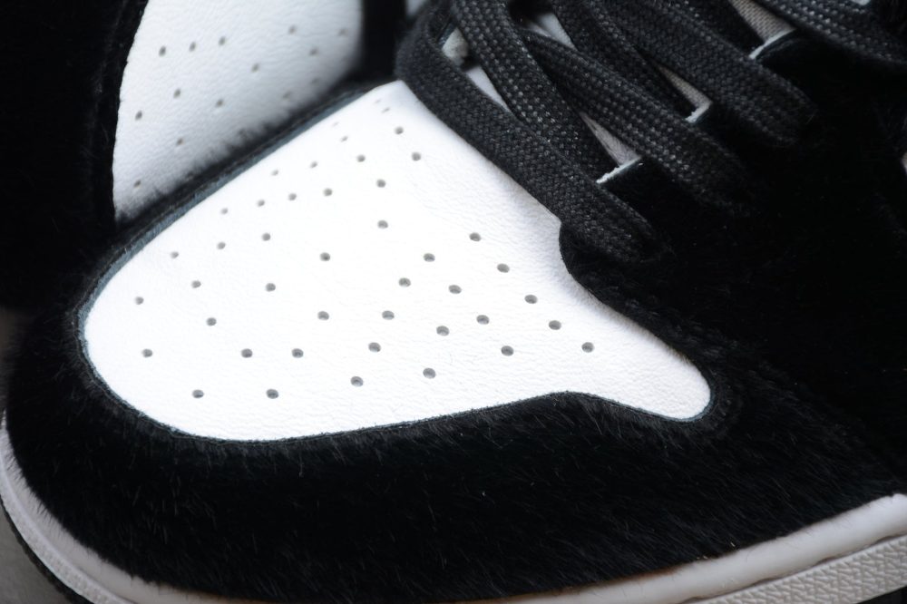 AJ1 Retro High Twist (Panda) - Image 8