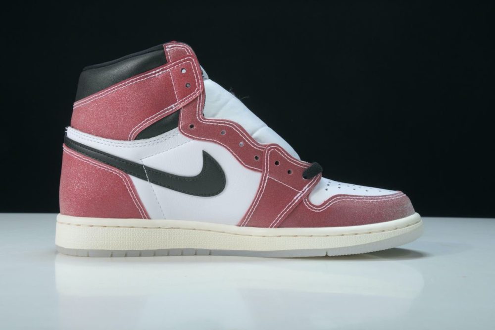 AJ1 Retro High x Trophy Room 'Chicago' - Image 3