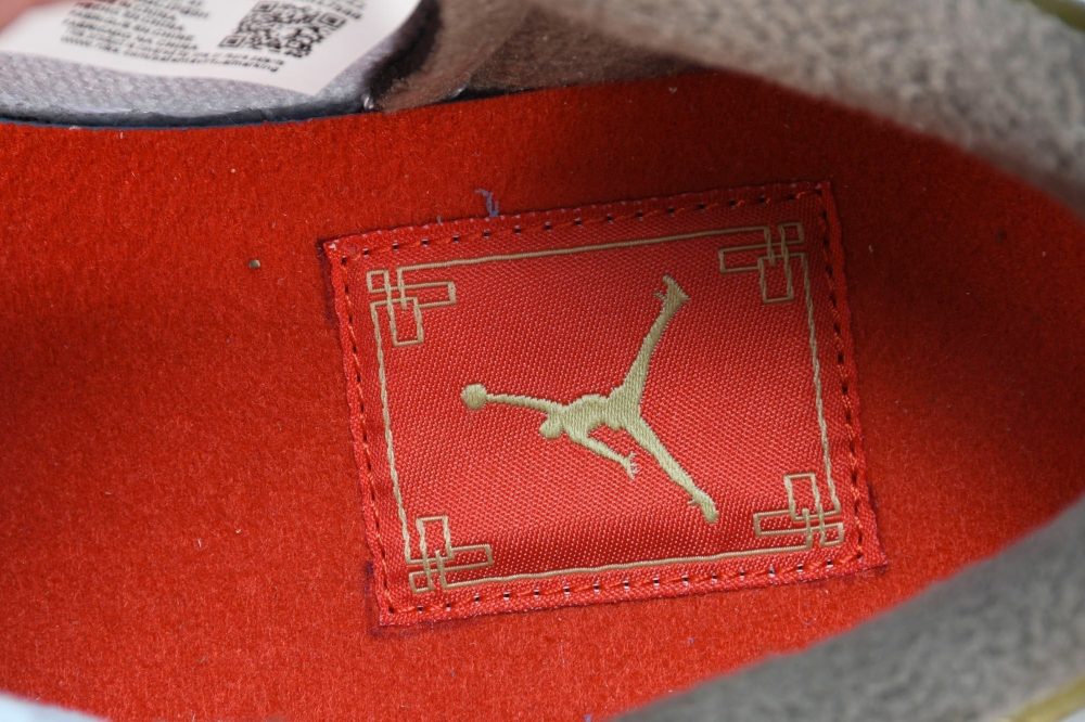 AJ1 Retro Low OG 'Year of the Rabbit' - Image 11