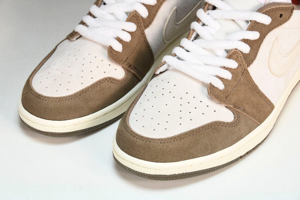AJ1 Retro Low OG 'Year of the Rabbit' - Image 16