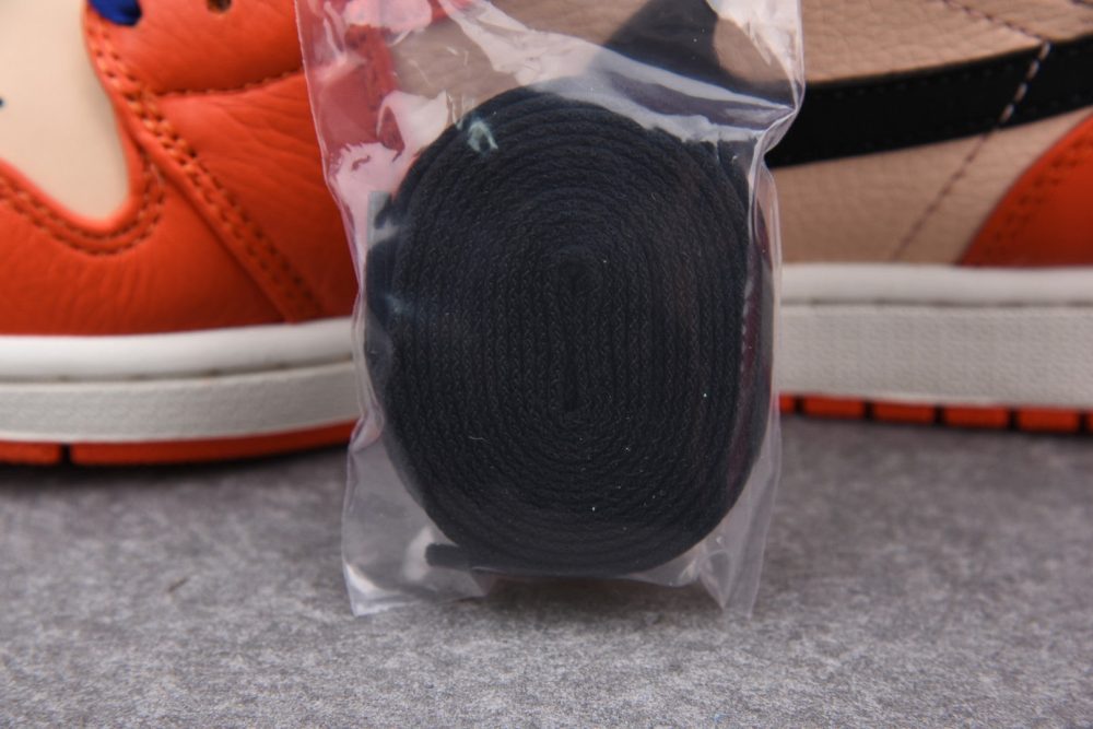 AJ1 Retro Mid SE ‘Team Orange’ - Image 9
