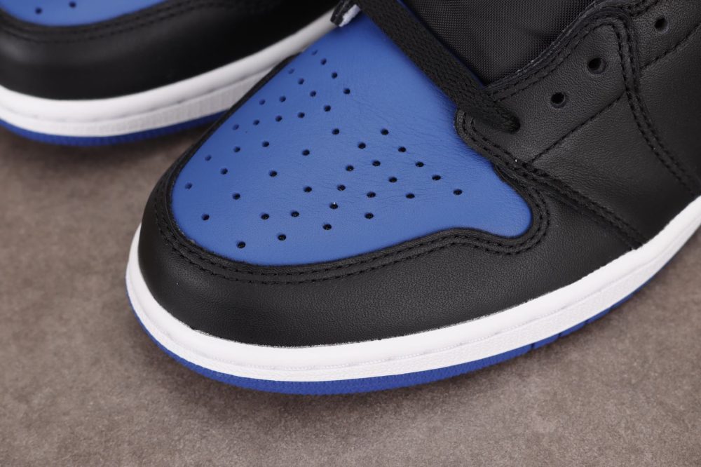 AJ1 Retro Royal - Image 11
