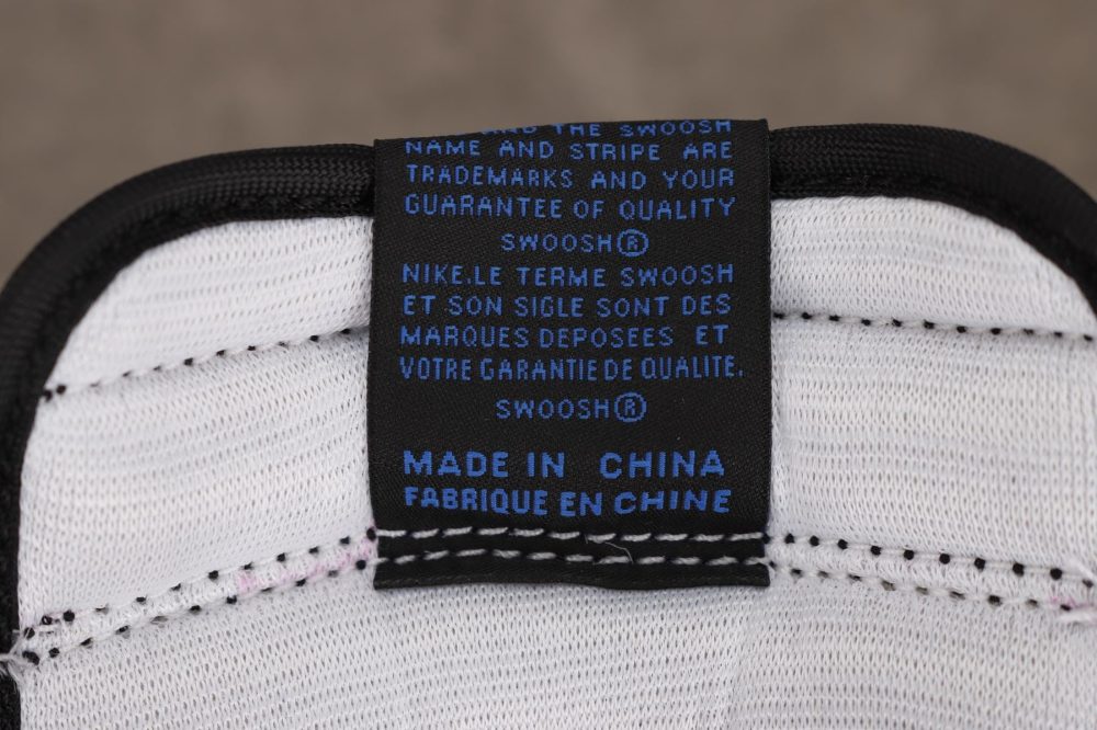 AJ1 Retro Royal - Image 15