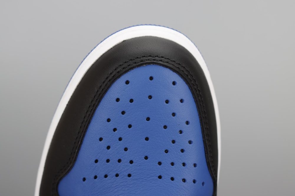 AJ1 Retro Royal - Image 16