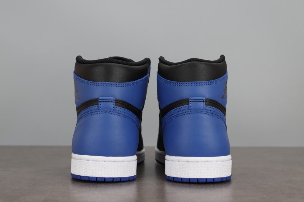 AJ1 Retro Royal - Image 5