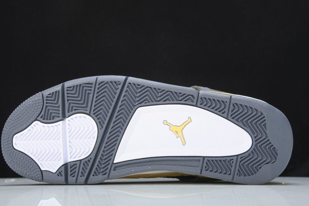 AJ4 Retro 'Lightning' - Image 4