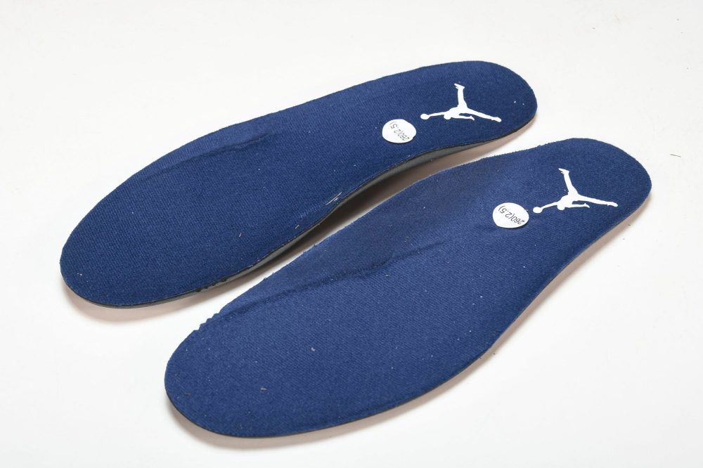 AJ4 Retro 'Midnight Navy' - Image 12