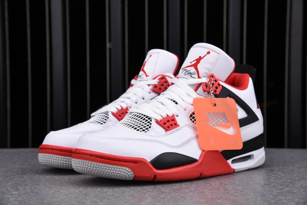 AJ4 Retro OG 'Fire Red' - Image 11