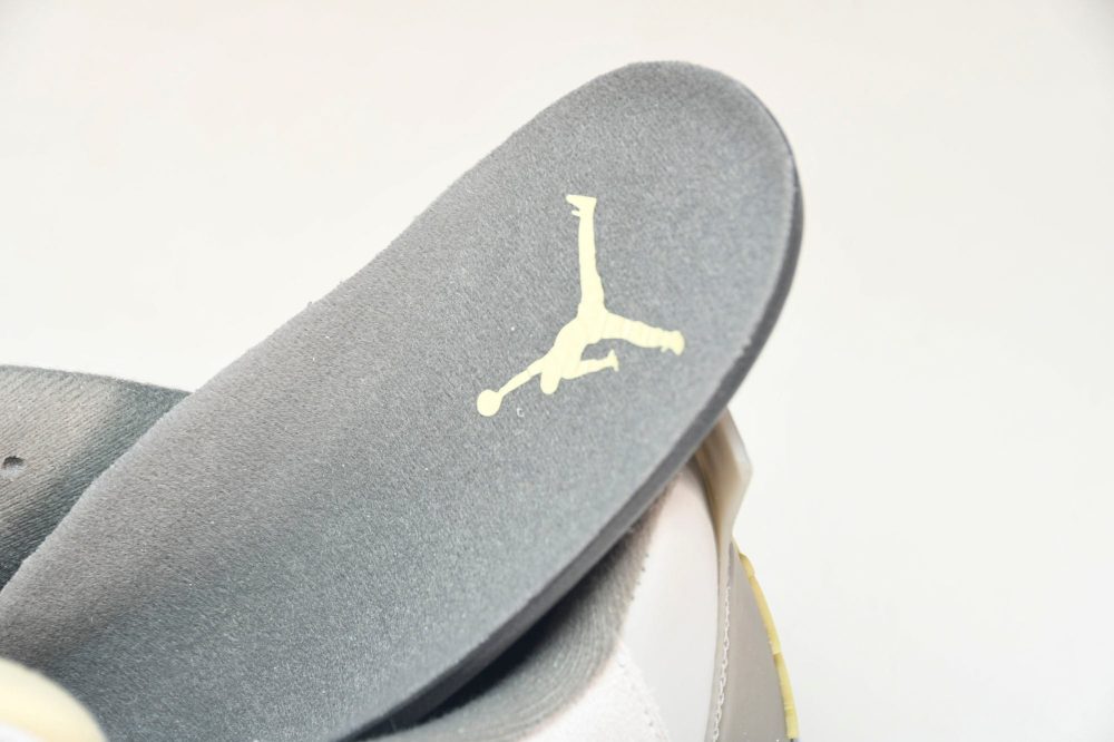 AJ4 Retro SE 'Craft' - Image 13