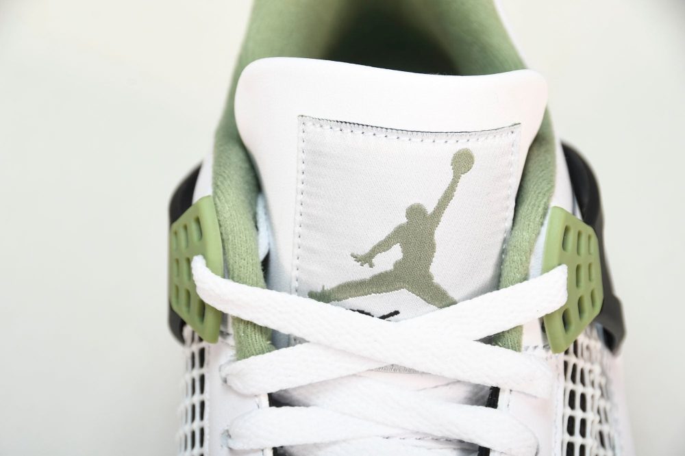 AJ4 Retro 'Seafoam' - Image 11