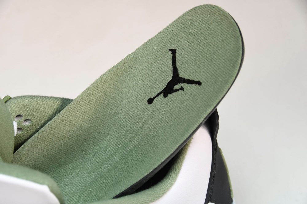 AJ4 Retro 'Seafoam' - Image 13