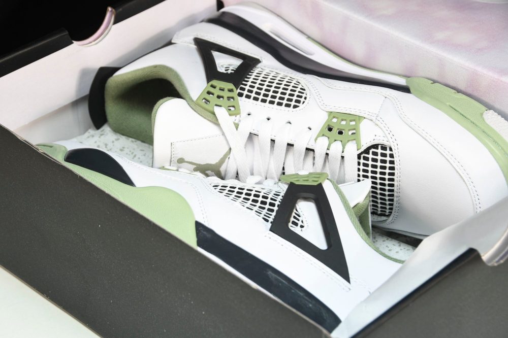 AJ4 Retro 'Seafoam' - Image 19