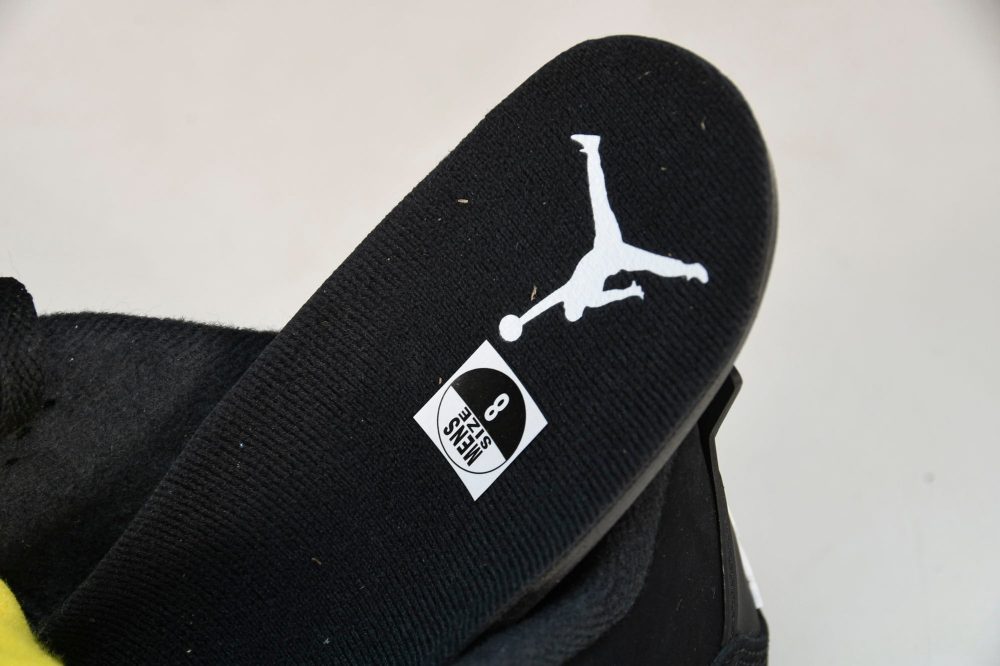 AJ4 Retro 'Thunder' 2023 - Image 13