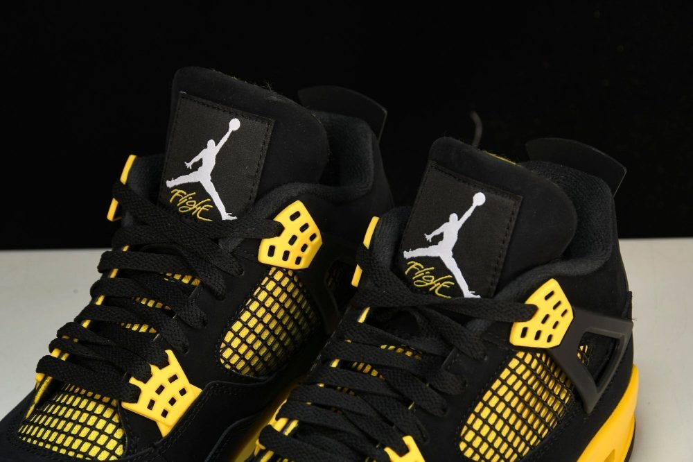 AJ4 Retro 'Thunder' 2023 - Image 15