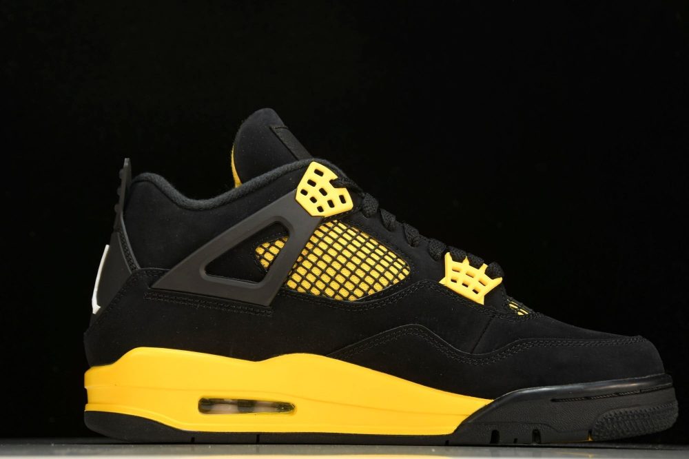 AJ4 Retro 'Thunder' 2023 - Image 3