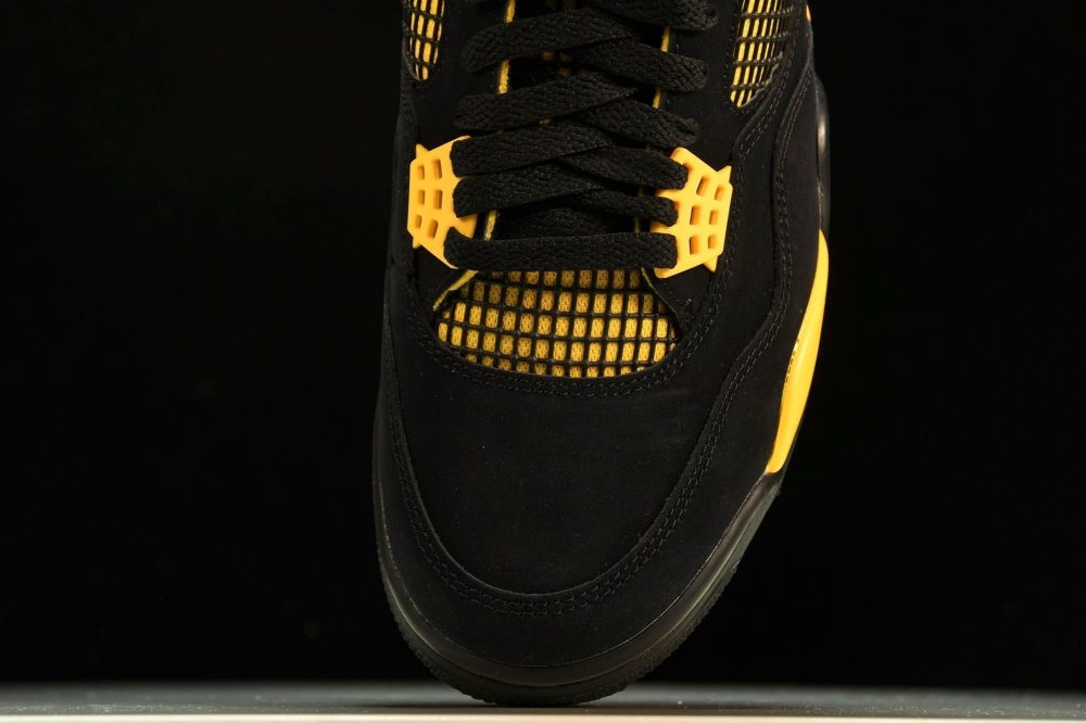 AJ4 Retro 'Thunder' 2023 - Image 6