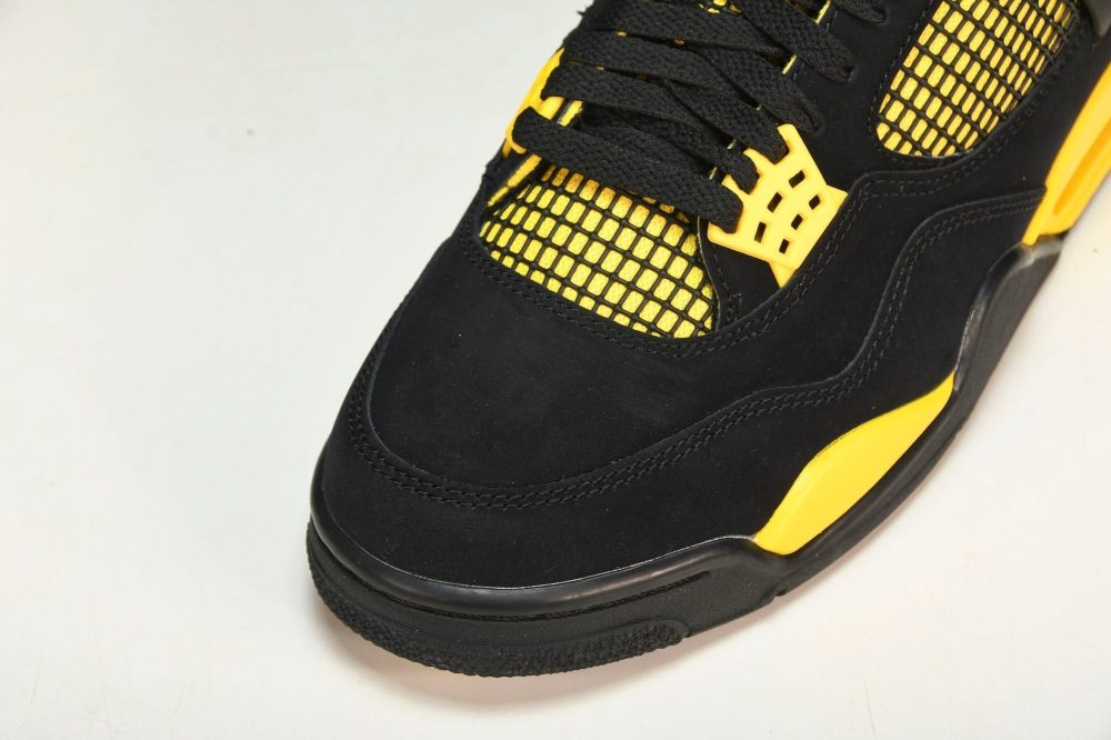 AJ4 Retro 'Thunder' 2023 - Image 9
