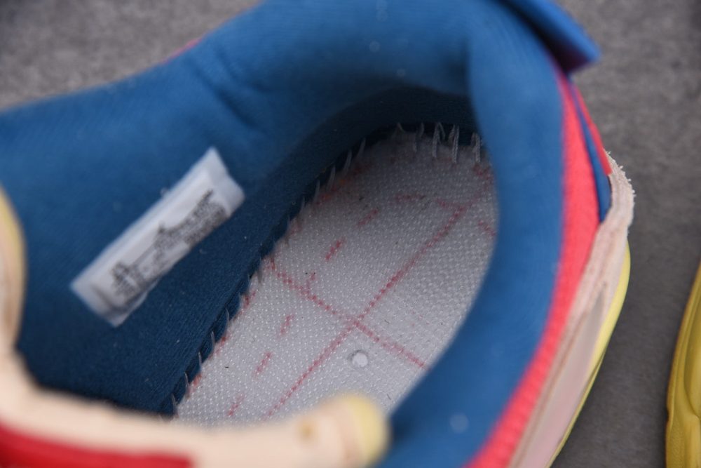 AJ4 Retro Union LA Guava Ice - Image 10