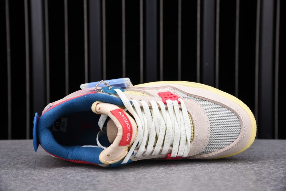 AJ4 Retro Union LA Guava Ice - Image 3