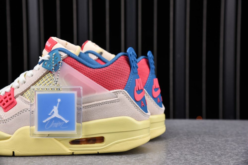 AJ4 Retro Union LA Guava Ice - Image 5