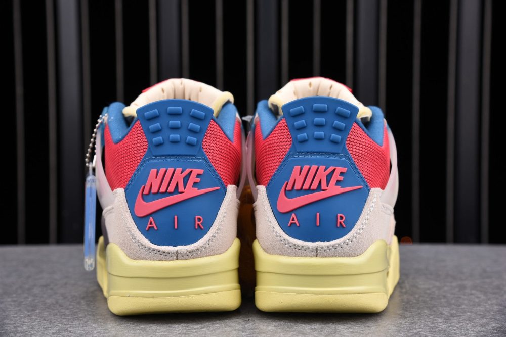 AJ4 Retro Union LA Guava Ice - Image 6