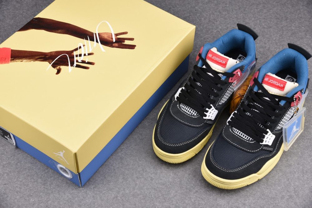 AJ4 Retro Union LA Off Noir - Image 16