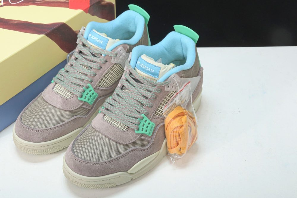 AJ4 Retro Union SP 'Taupe Haze' - Image 18